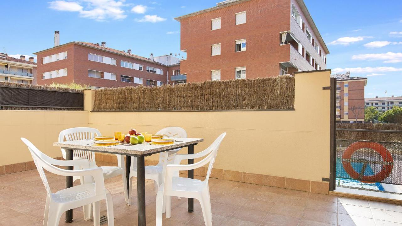 2P-53 - Lloret De Mar Exterior photo